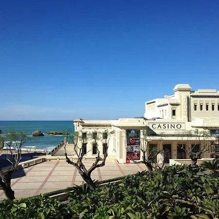 Ferdea : Studio Coquet Avec Terrasse Et Piscine شقة